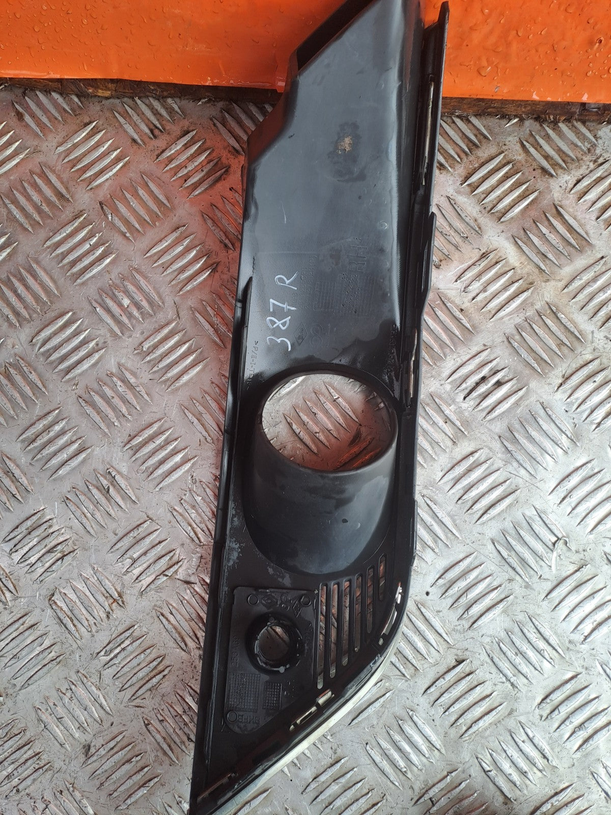 ebay-src:https://i.ebayimg.com/00/s/mtywmfgxmjaw/z/tjyaaeswldfqadyl/$_57.jpg