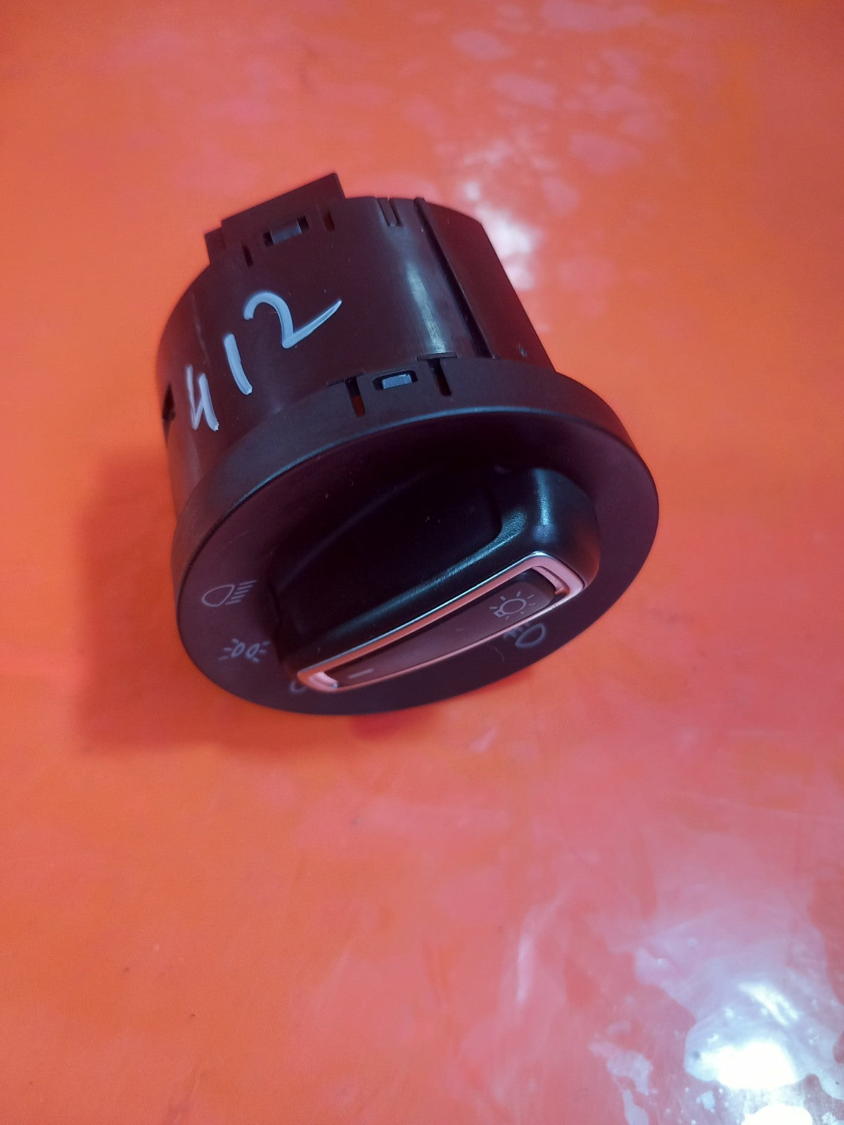 ebay-src:https://i.ebayimg.com/00/s/mtywmfgxmjaw/z/dwyaaeswbdhqqqrl/$_57.jpg