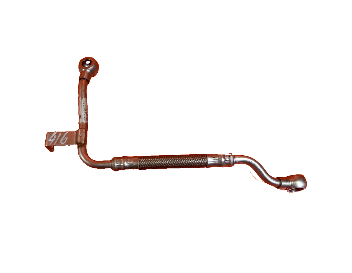 2023 VW Transporter ST-Line Turbo Oil Pipe 04L145771T Warranty A416 - Image 1