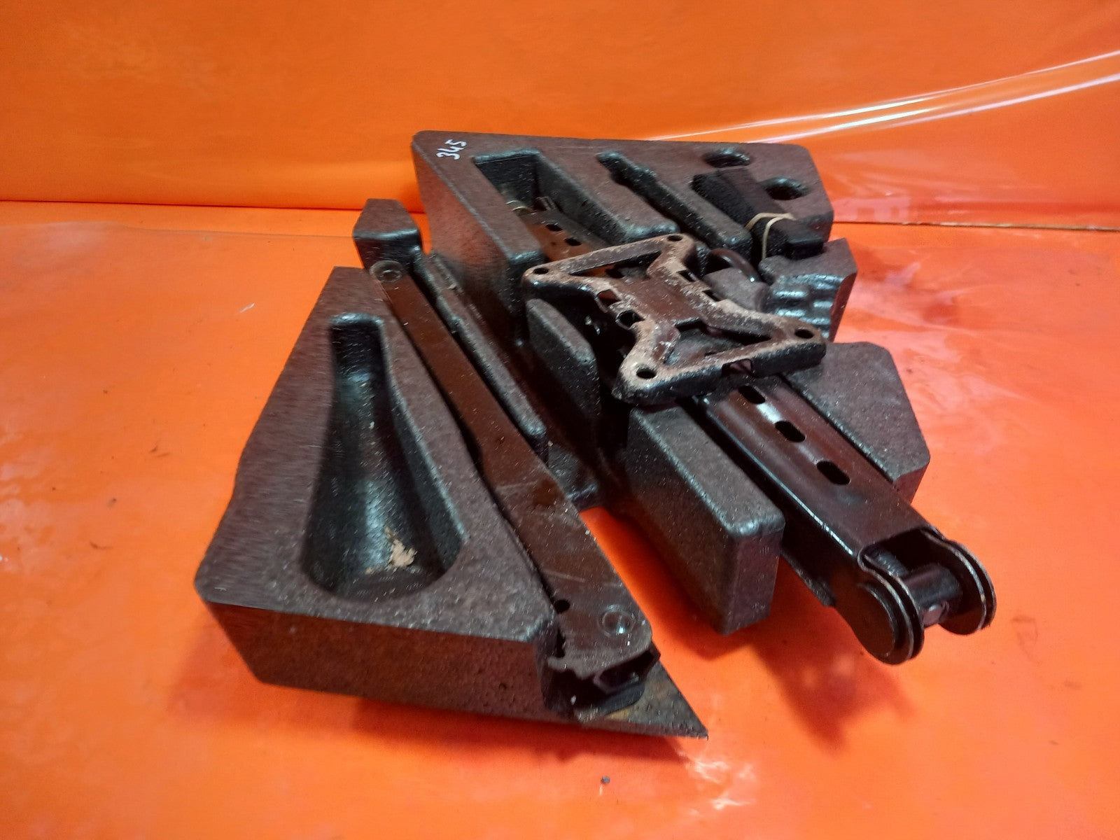 Ford Galaxy Zetec 2.0 Diesel 2019 Car Jack Tool Kit EM2BR16G040AB EM2C17035AA - Image 6
