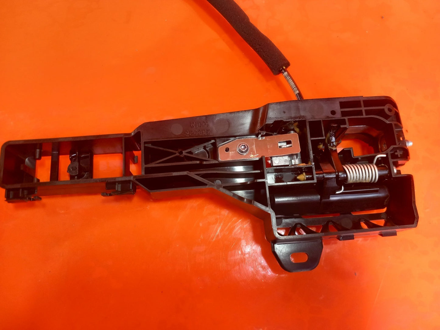 ebay-src:https://i.ebayimg.com/00/s/mtiwmfgxnjaw/z/pasaaeswcqtql-yi/$_57.jpg