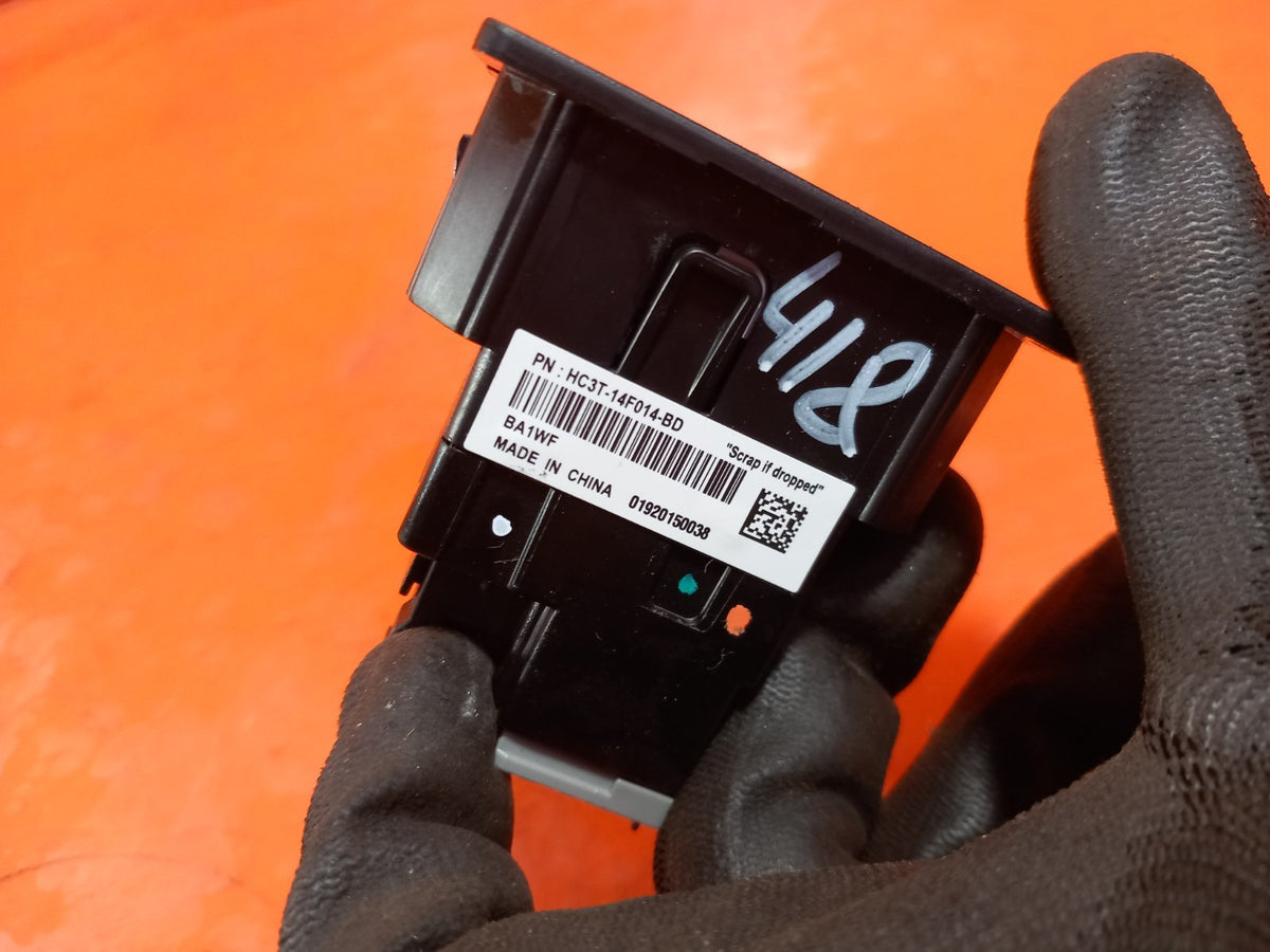 2021 Ford Ranger Wildtrak Twin USB Charger Port HC3T-14F014-BD Warranty A418 - Image 5