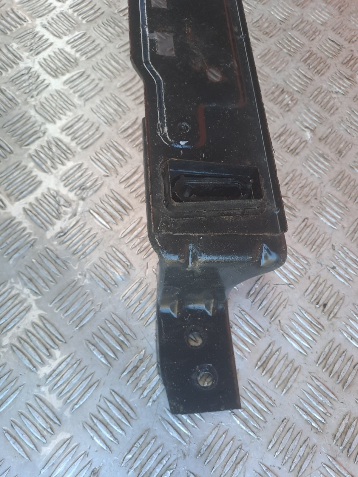 2022 Peugeot Partner K9 Lower Radiator Support Bracket Warranty A419 - Image 6