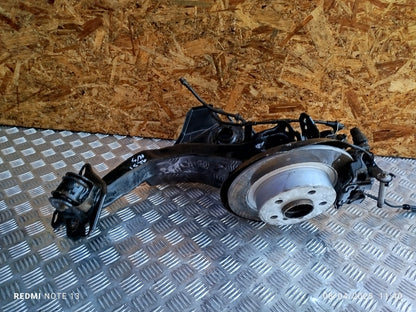 ✅BMW F45 ACTIVE TOURER 216D 1.5 DIESEL 2017 REAR LEFT SUSPENSION HUB 6798957 - Image 1