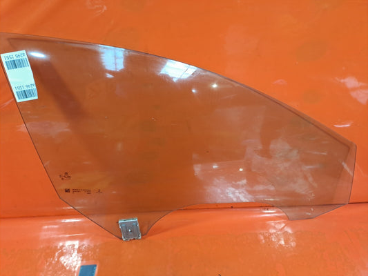 ✅Volkswagen Passat Cc Gt 2013 2.0 Diesel FRONT RIGHT WINDOW GLASS 43R-00083 - Image 1