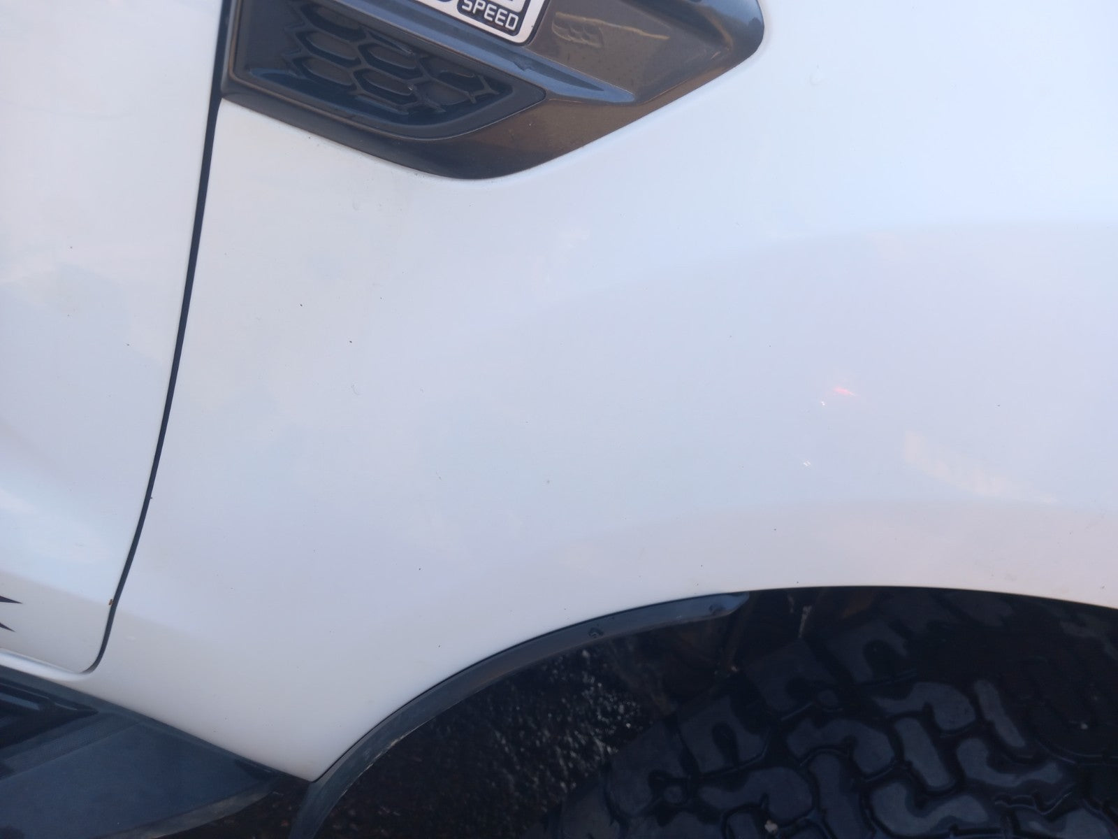 2017 Ford Ranger Wildtrak Wing Fender Panel Front Right White Warranty A401 - Image 3