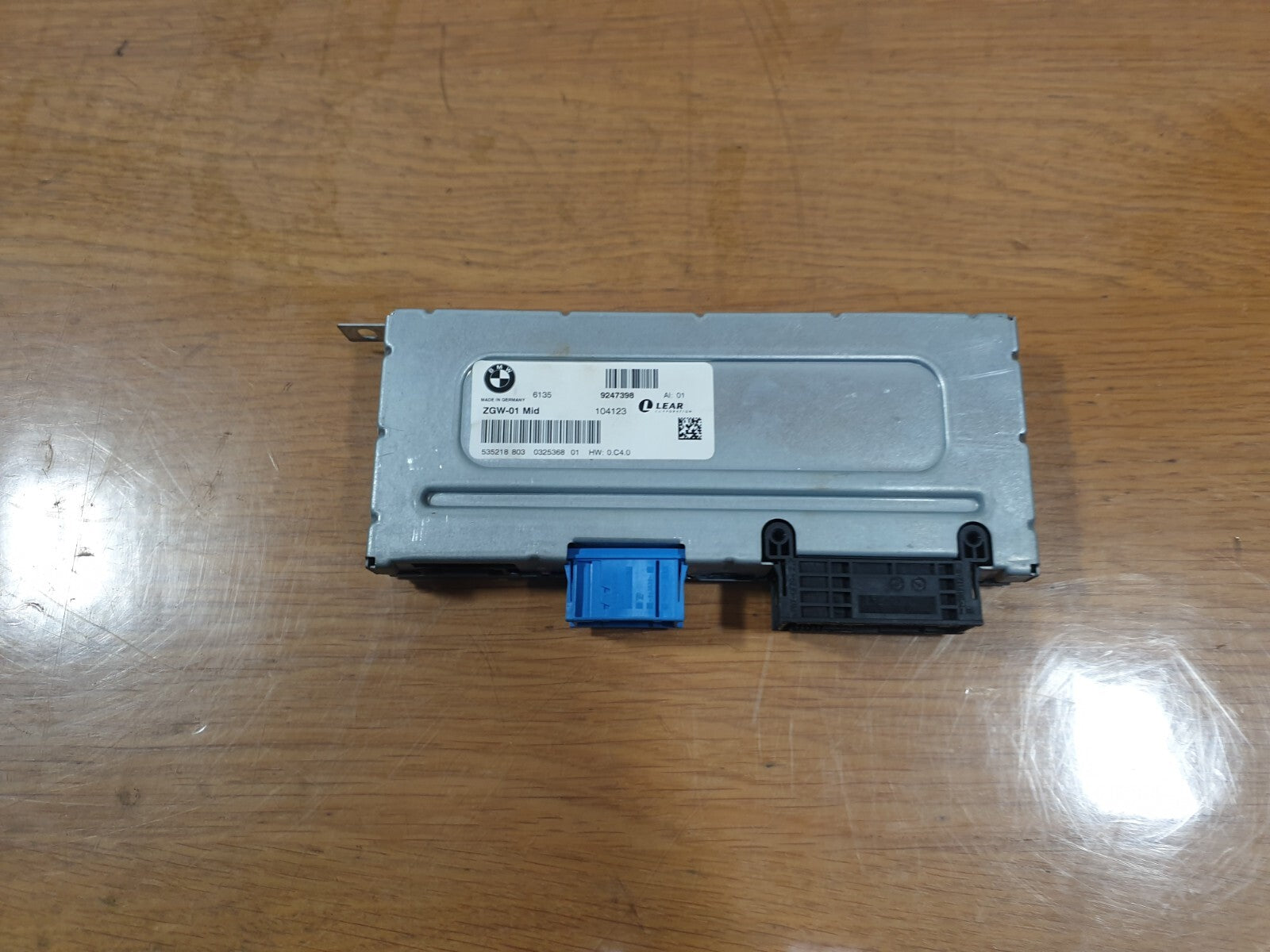 BMW 520D F11 2.0 DIESEL 2010 GATEWAY CONTROL MODULE ECU 9247398 Warranty A216 - Image 1