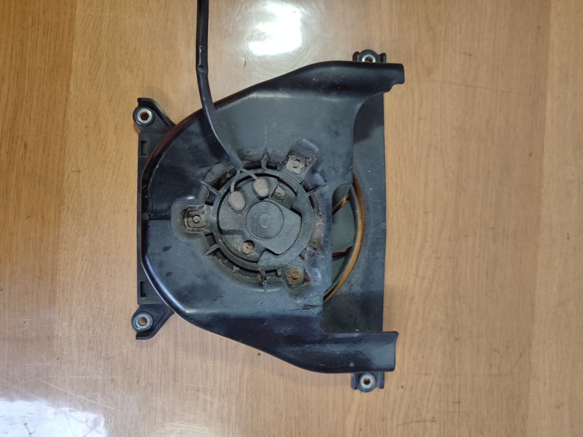 ebay-src:https://i.ebayimg.com/00/s/mtiwmfgxnjaw/z/pdeaaoswgnpm6xx0/$_57.jpg