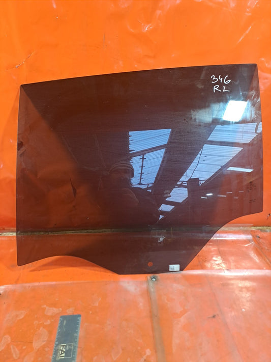 ✅2020 VW GOLF MK8 R-LINE REAR LEFT DOOR GLASS 5H4845025A + WARRANTY A346 - Image 1