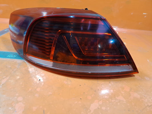 ✅VW PASSAT CC GT 2.0 DIESEL 2013 REAR LEFT OUTER TAILLIGHT Warranty A246 - Image 2