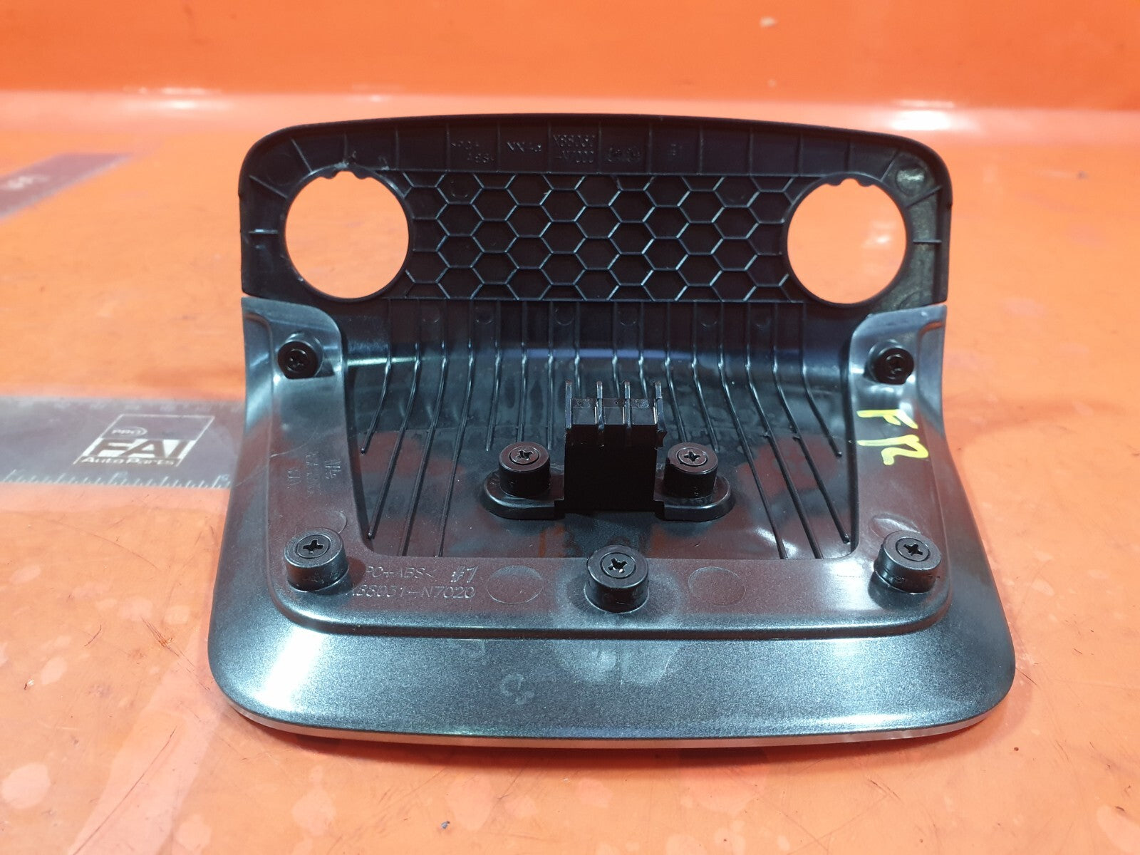 ebay-src:https://i.ebayimg.com/00/s/mtiwmfgxnjaw/z/fp4aaoswtyjnv0ja/$_57.jpg