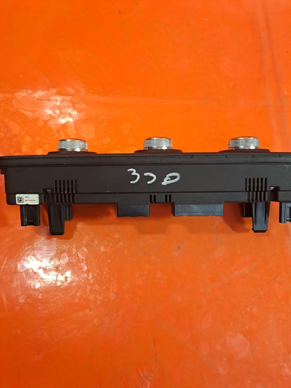 ebay-src:https://i.ebayimg.com/00/s/mtywmfgxmjaw/z/eqcaaeswhcdpar6t/$_57.jpg