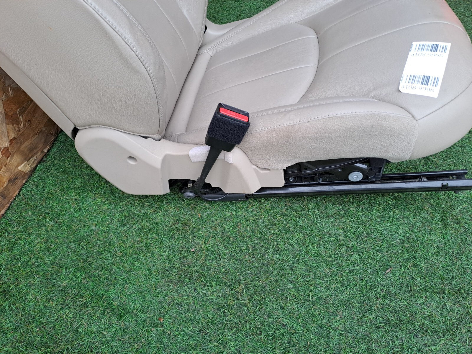 ✅Range Rover Evoque L538 2.0 Diesle 2018 Front Left Leather Seat + Warranty A108 - Image 11