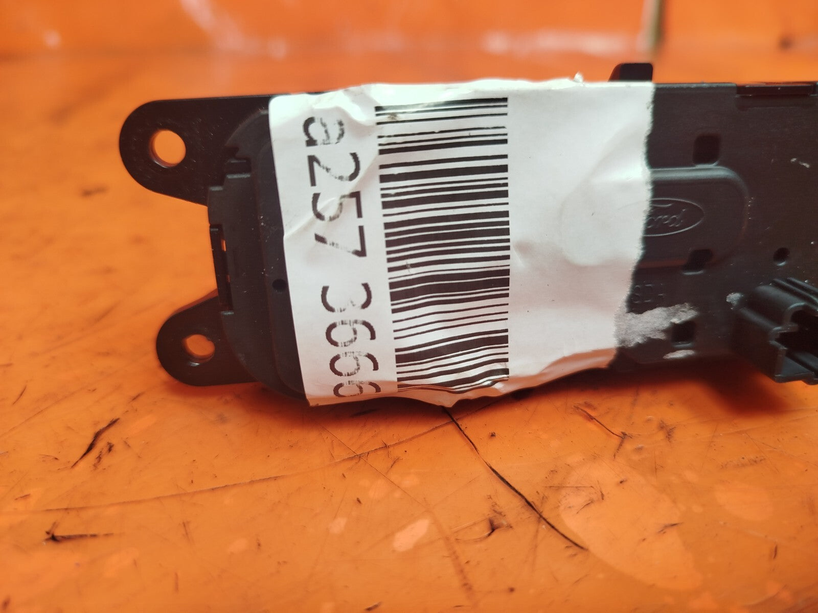 ebay-src:https://i.ebayimg.com/00/s/mtiwmfgxnjaw/z/a1uaaoswxl5ouzbq/$_57.jpg