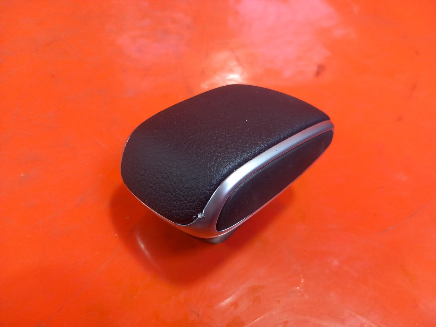 Mercedes Gle 450D AMG 3.0 Diesel 2025 Gear Shifting Knob Top Cover A1676801405 - Image 8
