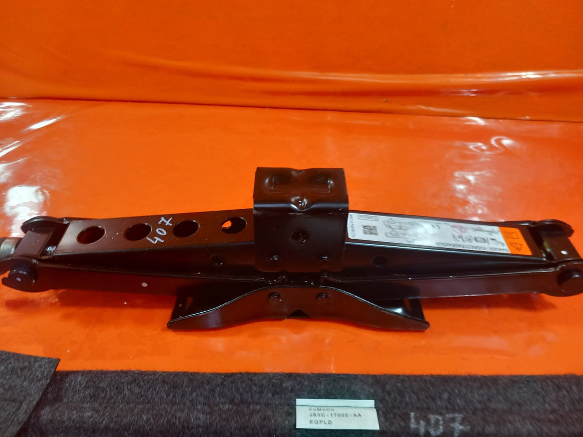 ebay-src:https://i.ebayimg.com/00/s/mtiwmfgxnjaw/z/uhaaaeswr-1qmnn9/$_57.jpg