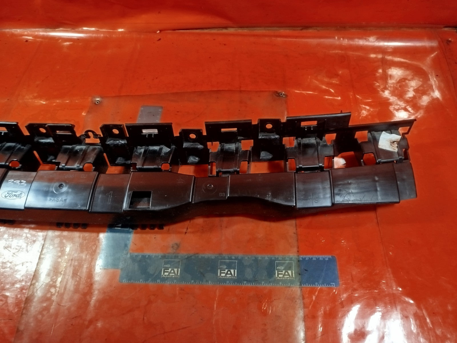 ✅FORD KUGA ST-LINE X 2.5 PETROL 2023 REAR BUMPER BRACKET LV4B17B861DJ Warranty - Image 9
