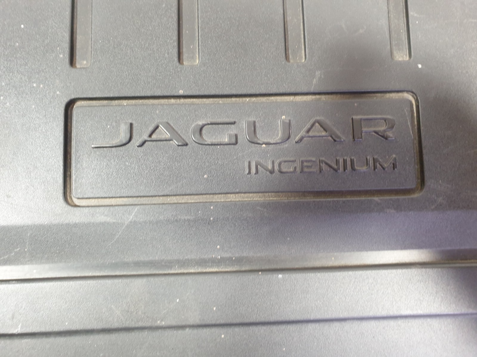✅Jaguar E-Pace Se 2018 2.0 Petrol Engine Cover J9C3-6A949-B Warranty A102 - Image 10