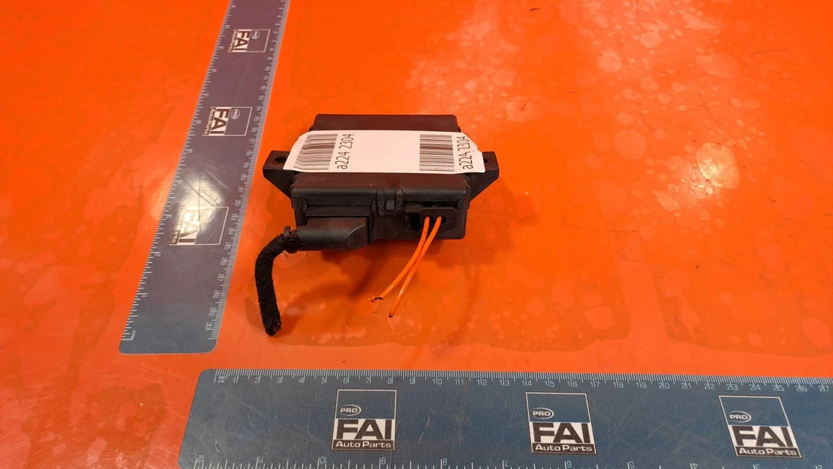 ebay-src:https://i.ebayimg.com/00/s/otawwde2mda=/z/7x0aaeswdirqq-qm/$_57.jpg