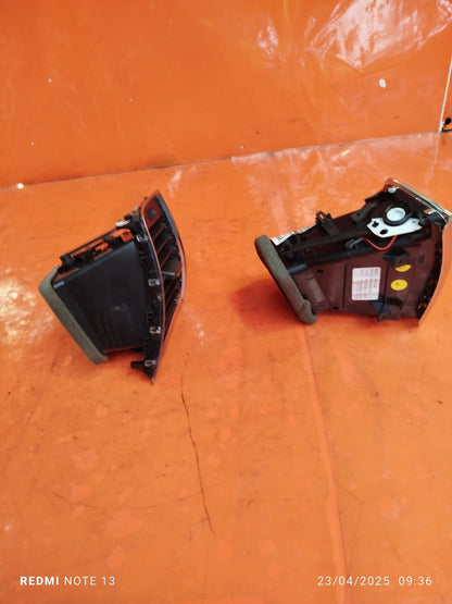✅AUDI Q5 S LINE 2.0 PETROL 2012 DASHBOARD AIR VENTS 8R2820901C 8R2820902C A276 - Image 5