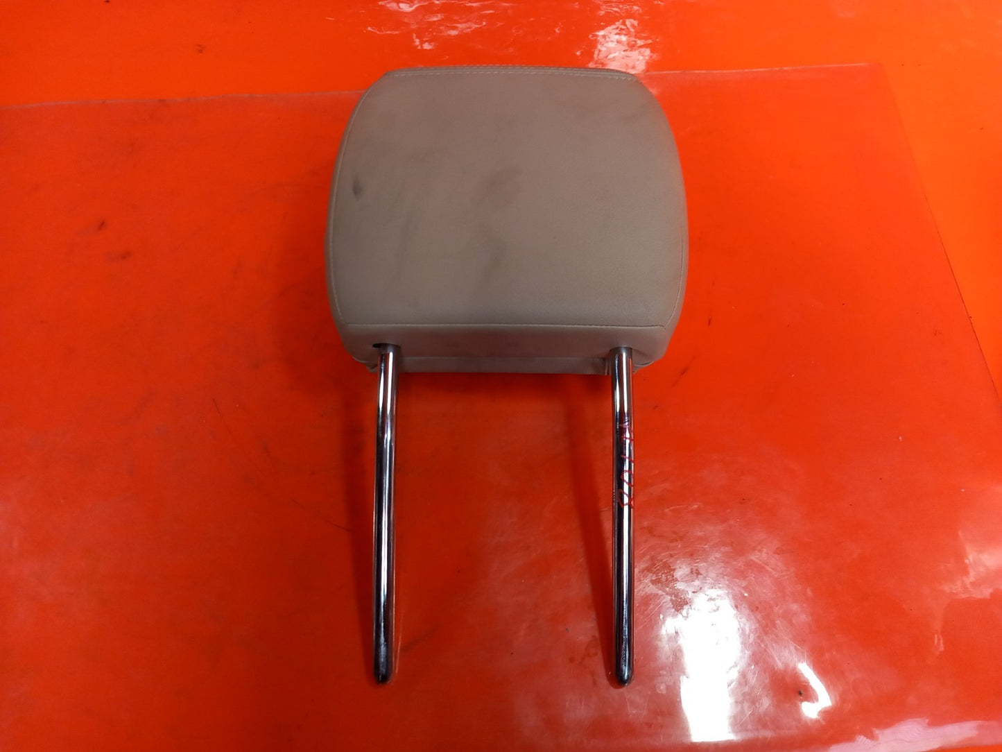 Range Rover Evoque L538 2018 Front Headrest Leather Warranty A108 - Image 6