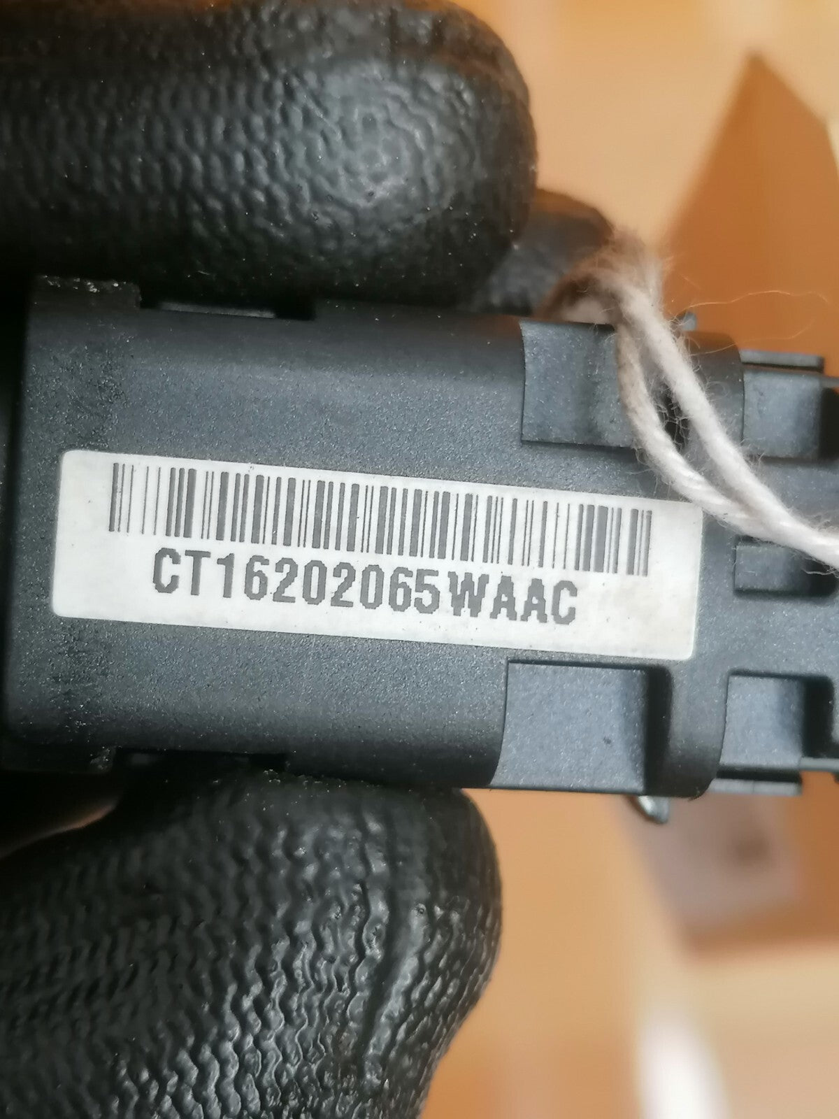 ✅2016 SSANGYONG KORANDO 2.2D PARKING SENSOR WHITE 86620-34111 + WARRANTY A088 - Image 9