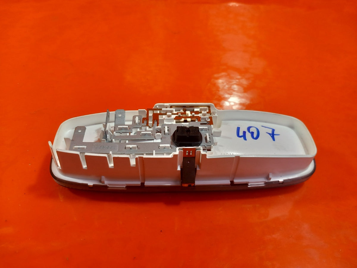 2021 Ford Ranger Wildtrak Rear Interior Roof Reading Light AB39-13776-AA A407 - Image 8