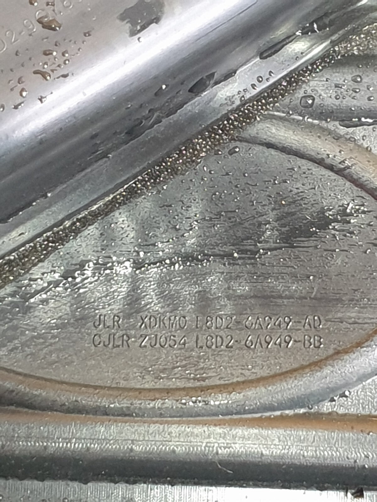 2022 Range Rover Evoque L551 Engine Top Cover L8D2-6A949-AD Warranty A169 - Image 6