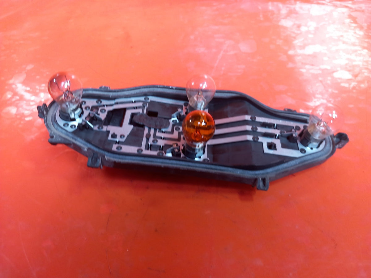 Citroen Berlingo 650 1.5 Diesel 2021 Rear Tail Light Bulb Holder Warranty A415 - Image 7