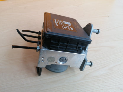 2015 MERCEDES C200 W205 2.0 PETROL ABS PUMP MODULATOR A2534310000 A048 - Image 8