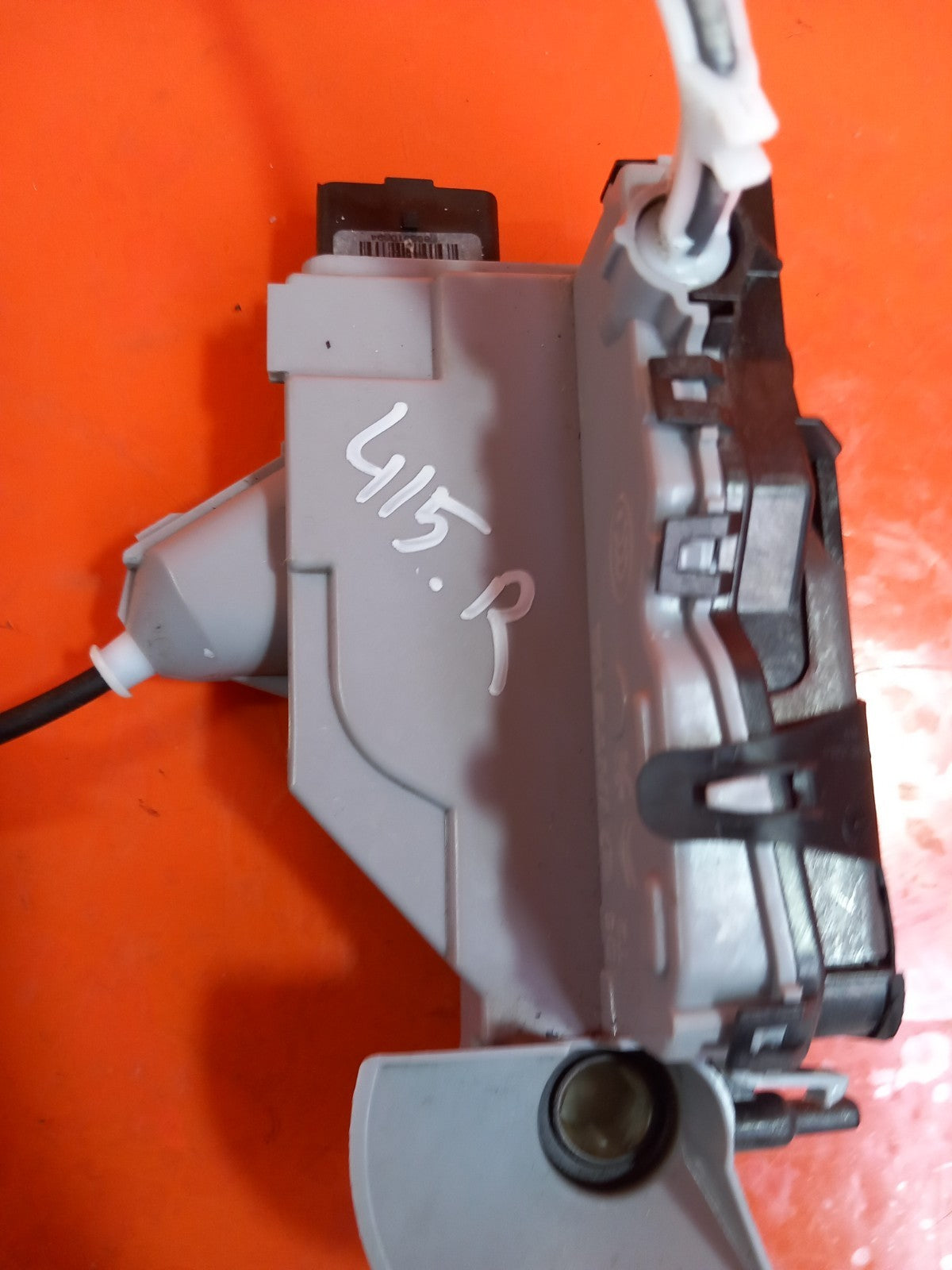 Citroen Berlingo 650 1.5 Diesel 2021 Front Right Door Lock 9802977180 A415 - Image 6