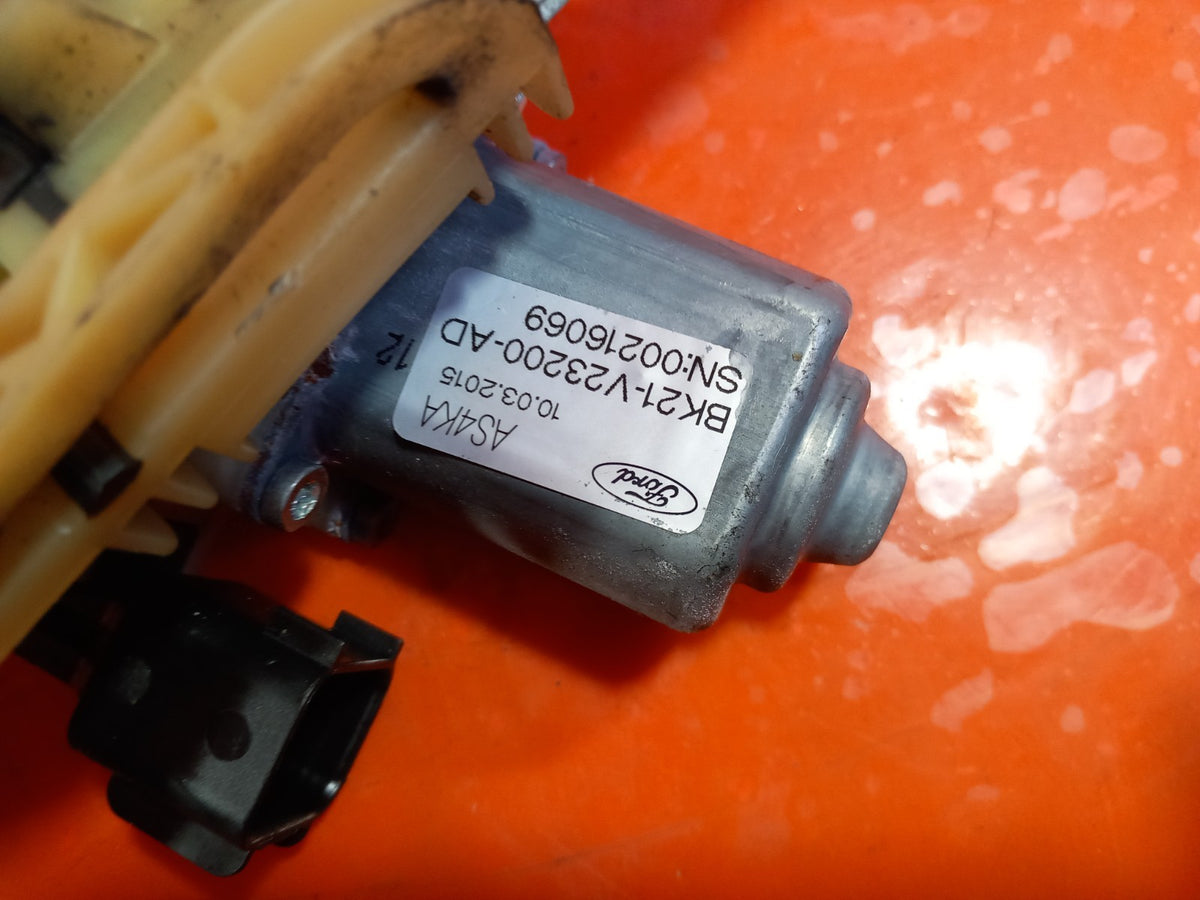 ebay-src:https://i.ebayimg.com/00/s/mtiwmfgxnjaw/z/~zyaaeswg2vqzia5/$_57.jpg