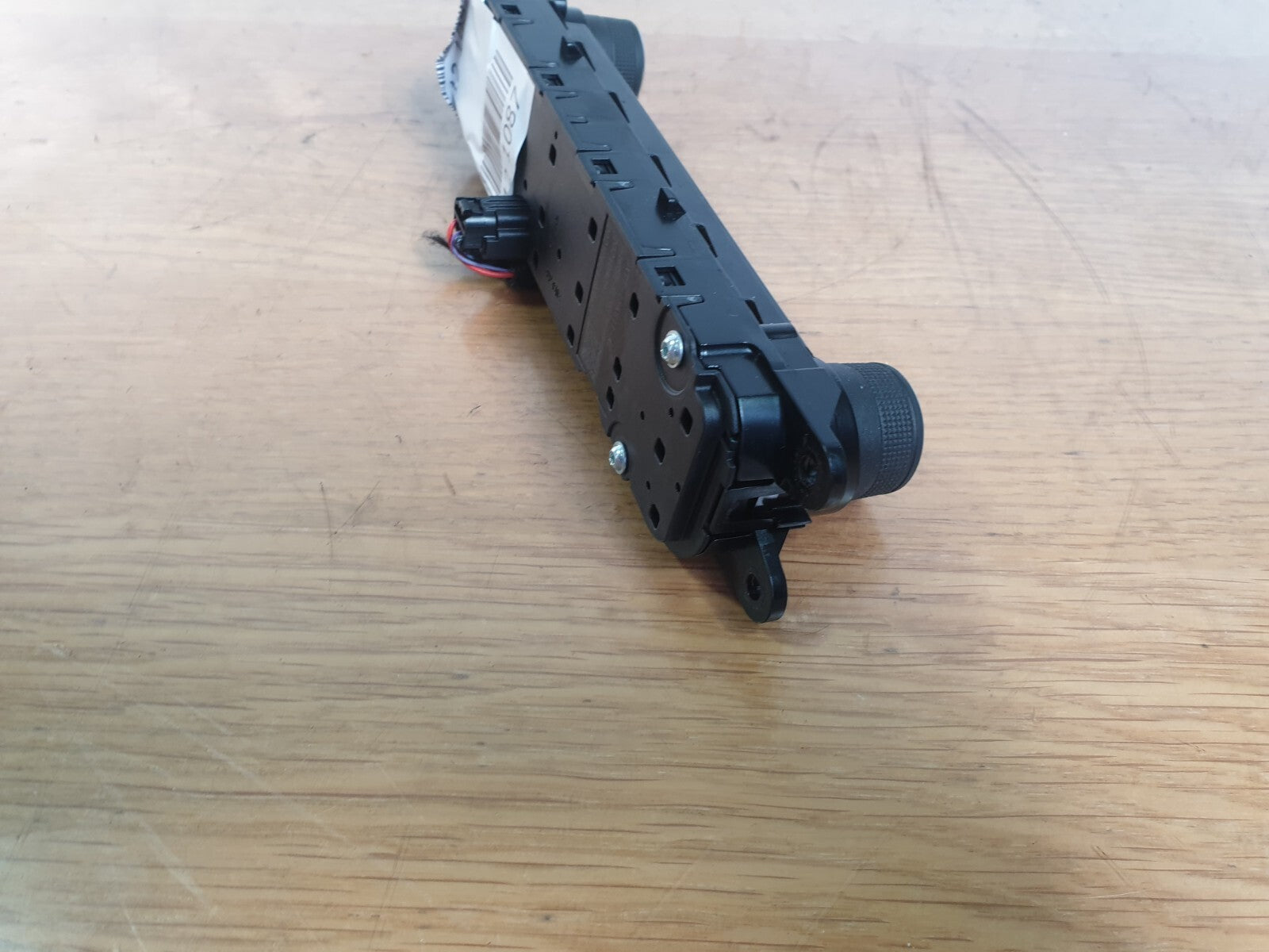 FORD FOCUS ACTIVE X 1.0 PETROL 2021 MULTIMEDIA RADIO CONTROL SWITCH PANEL A212 - Image 10