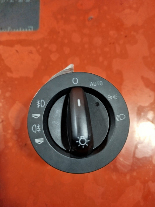 ✅AUDI Q7 S LINE QUATTRO 3.0 DIESEL 2009 HEADLIGHT FOG LIGHT CONTROL SWITCH A245 - Image 2