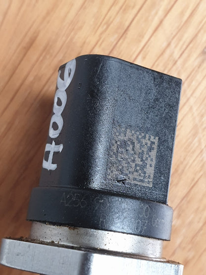MERCEDES CLS 450 AMG 3.0 PETROL 2019 FUEL RAIL PRESSURE SENSOR A2569050200 A006 - Image 6