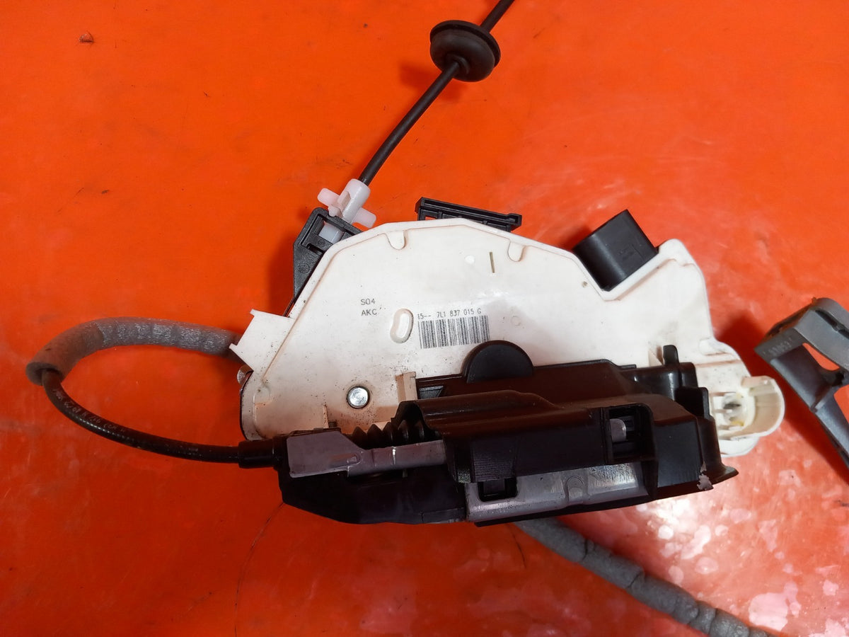 VW Transporter St-Line 2.0 Diesel 2023 Front Left Door Lock 7L1837015G A416 - Image 11