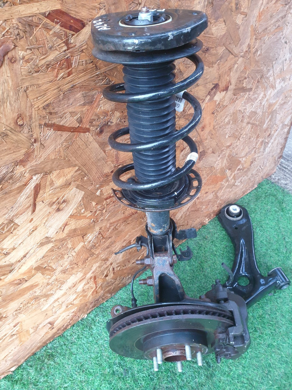 ✅2018-2025 FORD FOCUS MK4 FRONT RIGHT SUSPENSION LEG WHEEL HUB JX6118045EEF A242 - Image 3