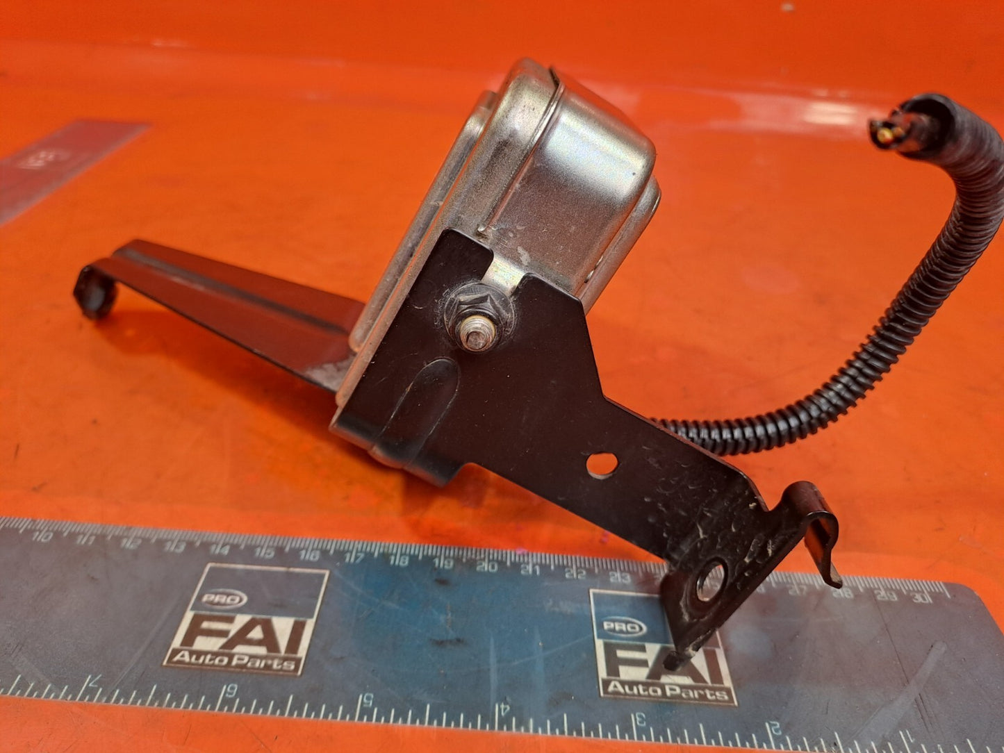 ebay-src:https://i.ebayimg.com/00/s/mtiwmfgxnjaw/z/gfoaaoswvxfnqwob/$_57.jpg