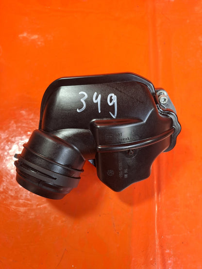 ebay-src:https://i.ebayimg.com/00/s/mtywmfgxmjaw/z/2imaaeswnttphnf2/$_57.jpg