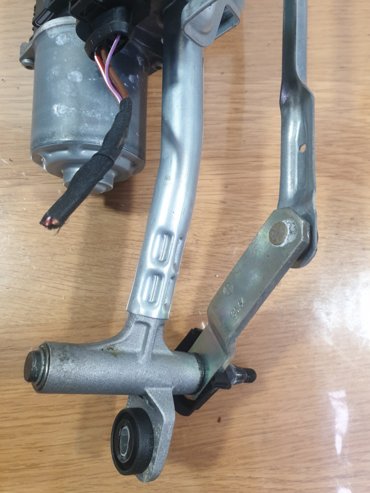 ✅AUDI Q4 E-TRON 2023 FRONT WIPER MOTOR & LINKAGE 11C955023A 11C955119A Warranty - Image 11