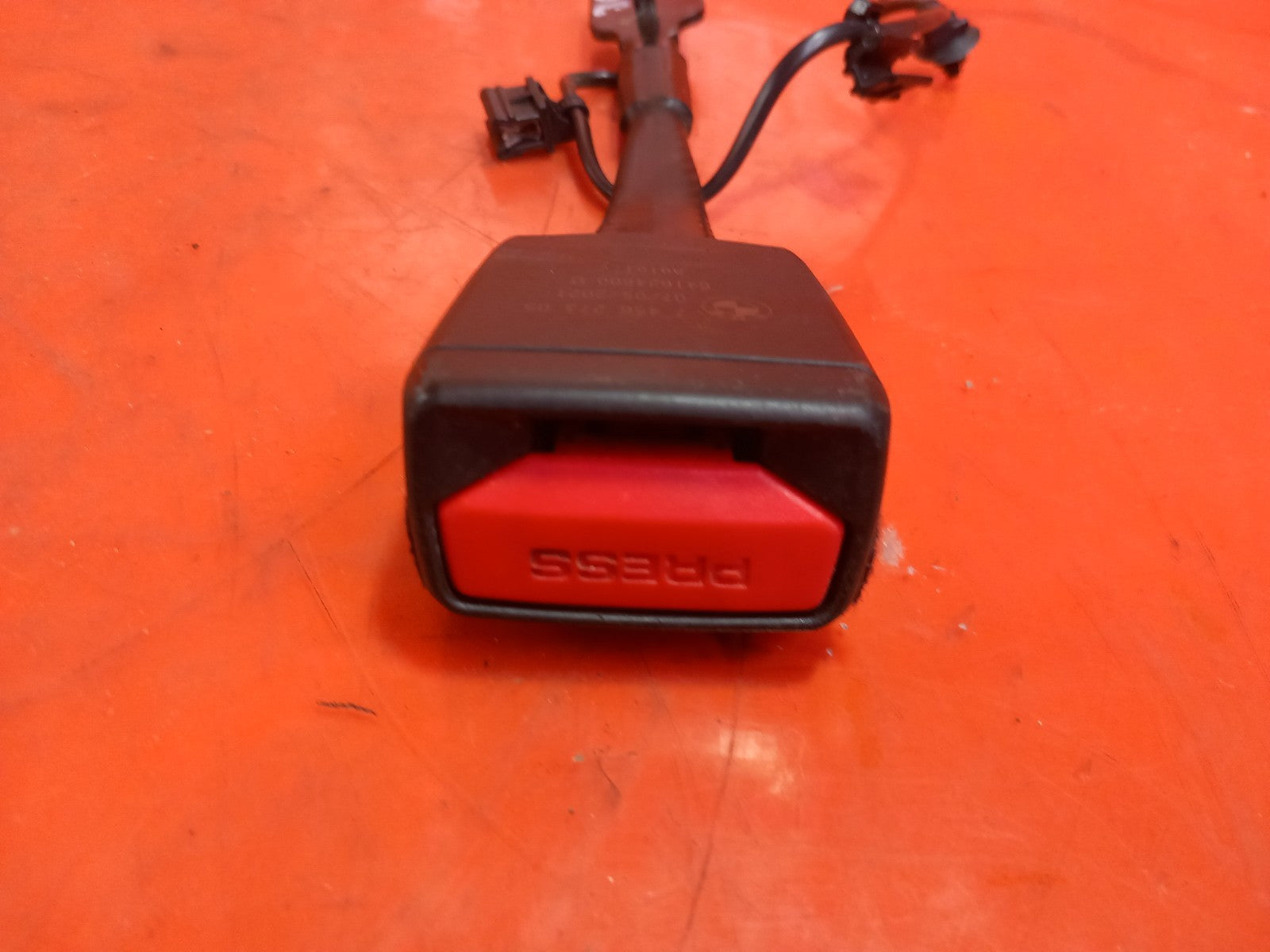 2021 BMW 1 Series F40 Front Seat Belt Buckle 7456273 Warranty A365 - Image 4
