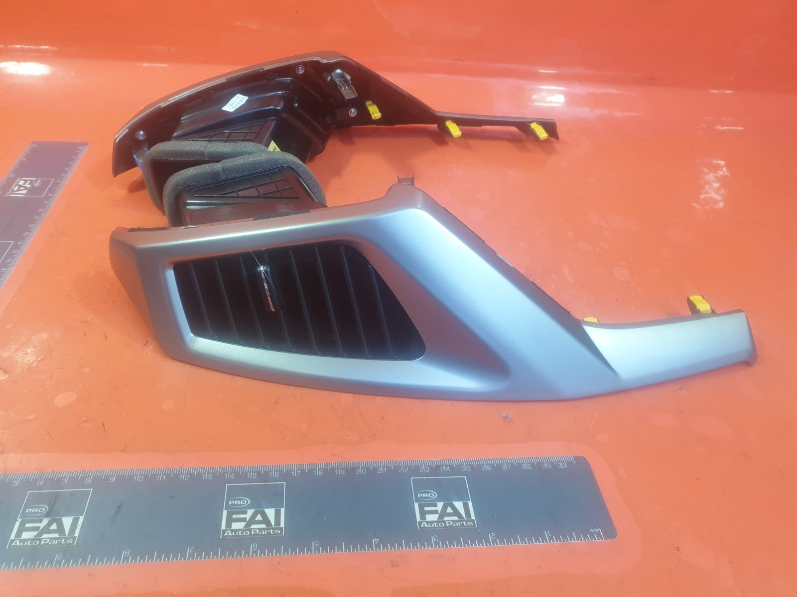 2017 SSANGYONG TIVOLI EX 1.6D DASHBOARD AIR VENTS PAIR + WARRANTY A230 - Image 8