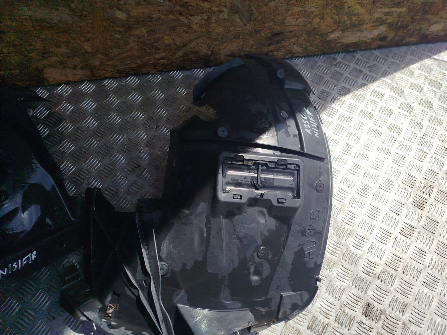 ✅Renault Trafic III Sl27 Sport 2016 1.6 Diesel FRONT LEFT WHEEL ARCH LINER A256 - Image 7