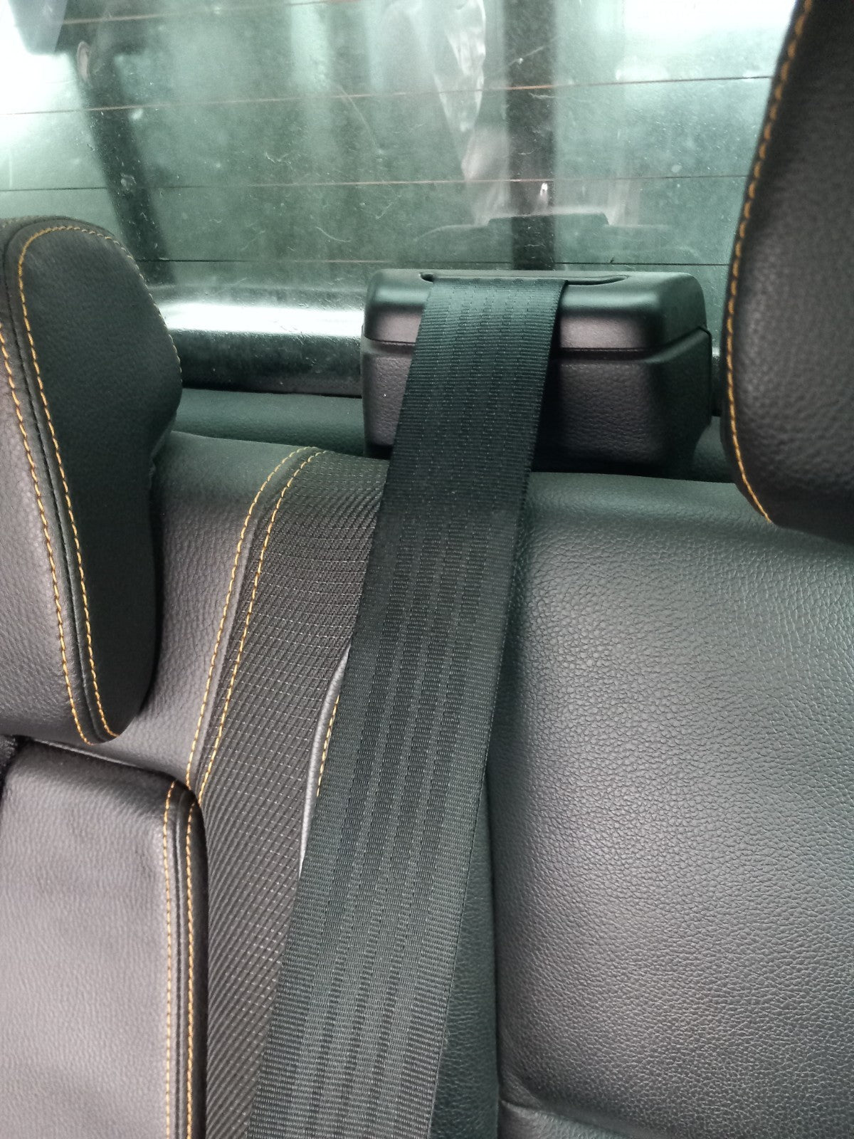 2021 Ford Ranger Wildtrak Rear Centre Seat Belt Warranty A418 - Image 2