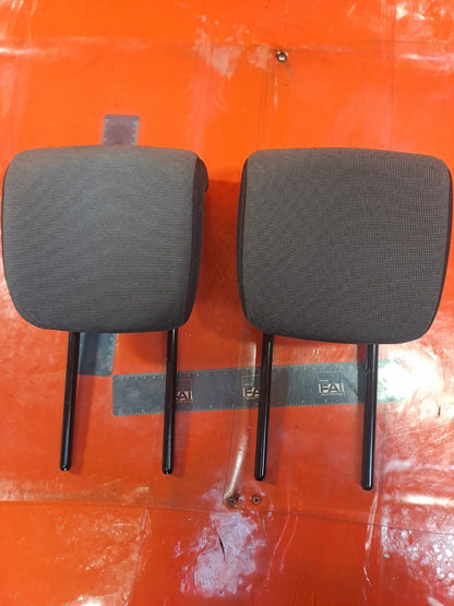 ✅RENAULT ZOE DYNAMIQUE 2015 FRONT HEADRESTS PAIR Warranty A317 - Image 1