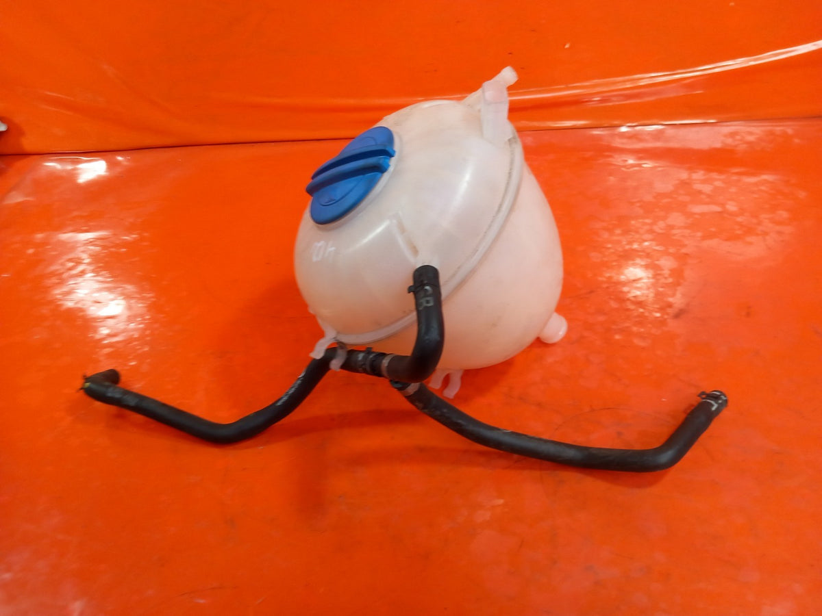 VW Transporter T6.1 T30 2.0 Diesel 2019-2023 Coolant Expansion Tank A412 - Image 3
