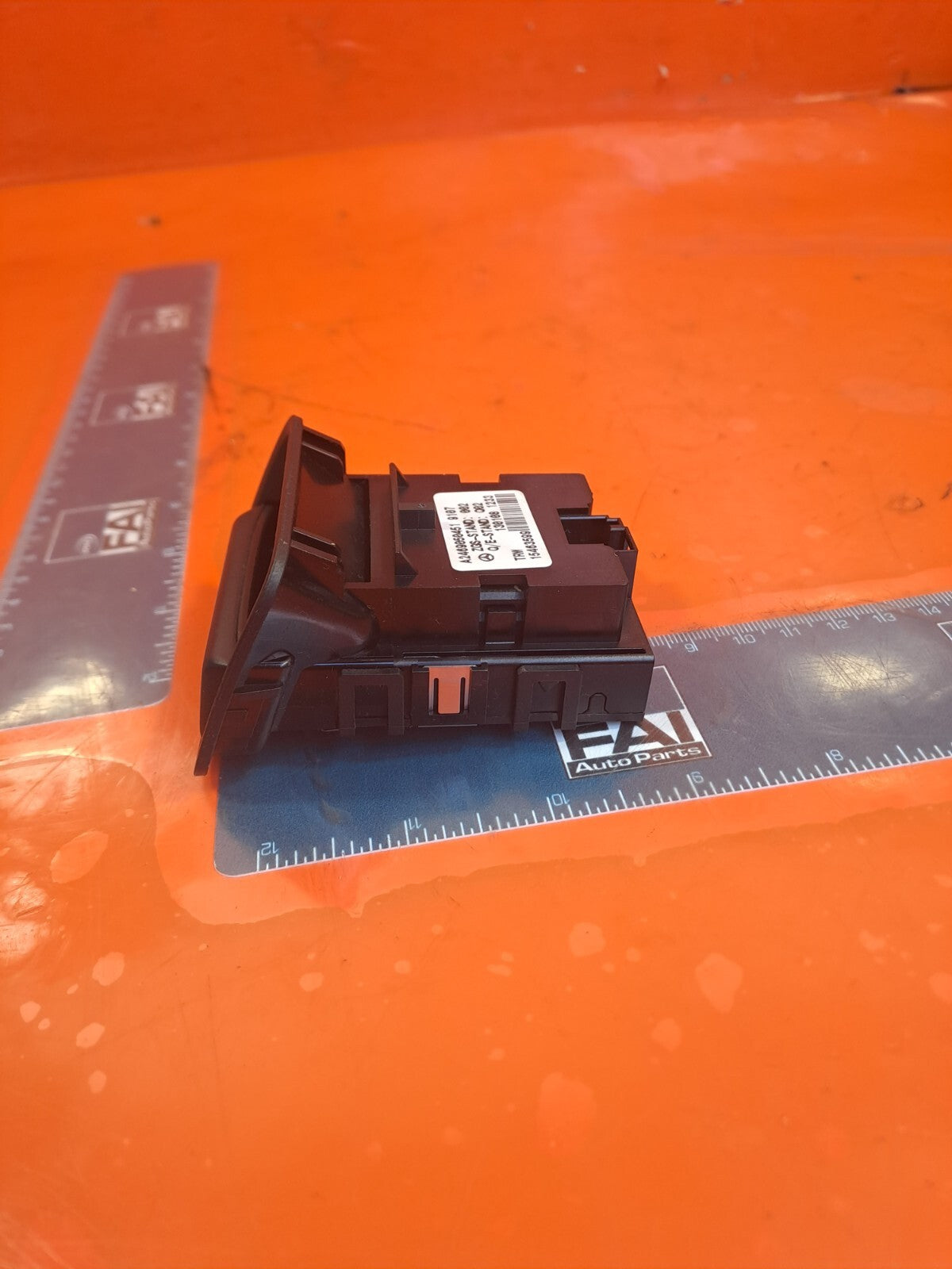 ✅Mercedes W176 A 180 1.5 Diesel 2013 Electric Handbrake Switch A2469050451 A195 - Image 9