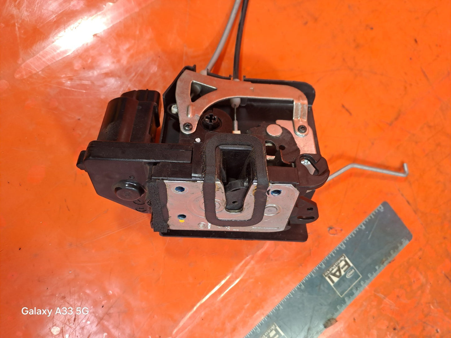 ✅SSANGYONG RODIUS TURISMO 2.2 DIESEL 2017 FRONT LEFT DOOR LOCK Warranty A286 - Image 4