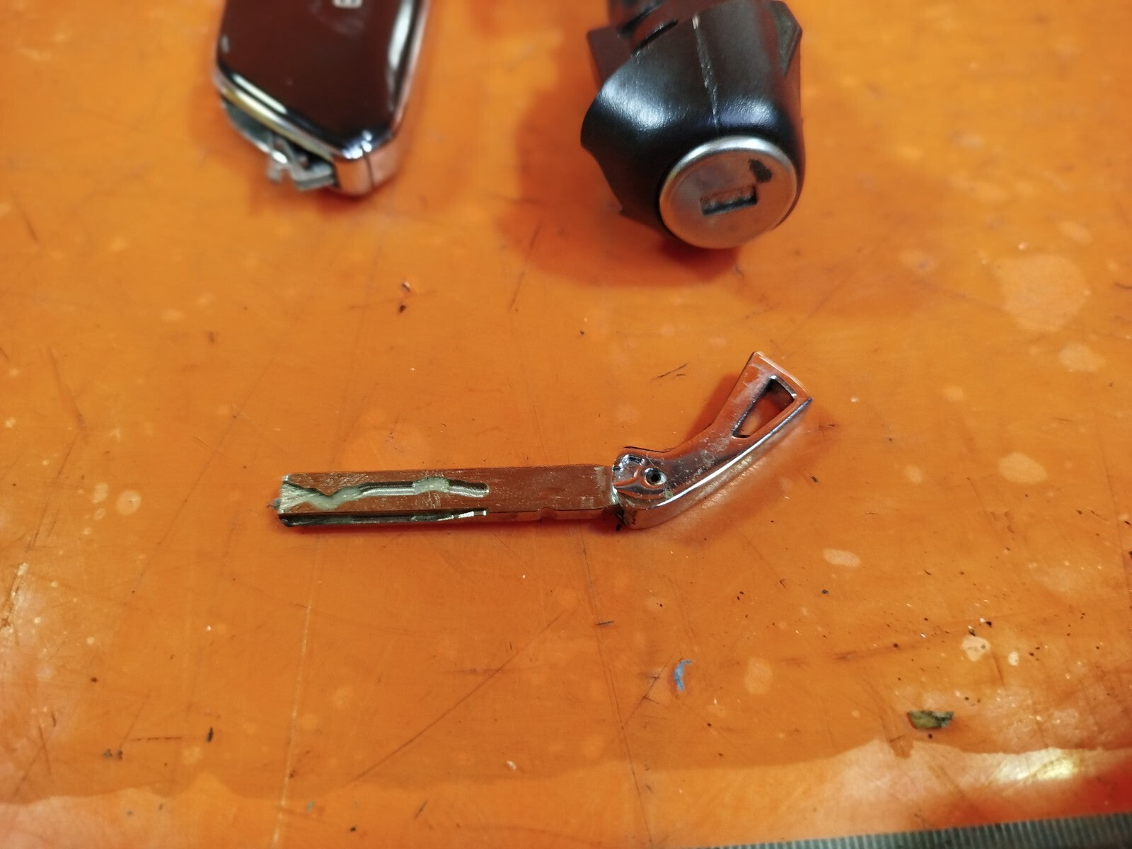 ✅CUPRA BORN V2 Ev 2023 IGNITION WITH KEYS Warranty A272 - Image 3