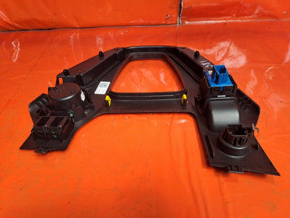 ✅Citroen Berlingo 650 1.5 Diesel 2020 Centre Console Gear Selector Surround Trim - Image 11